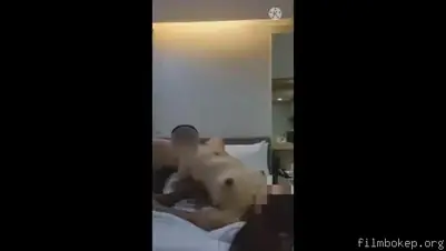 Enak Banget Jilatin Memeknya Sampe Banjir Lendir