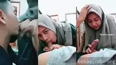 Ukhti Jilbab Cantik Ngasih Susu Toket Gede Sampe Muncul